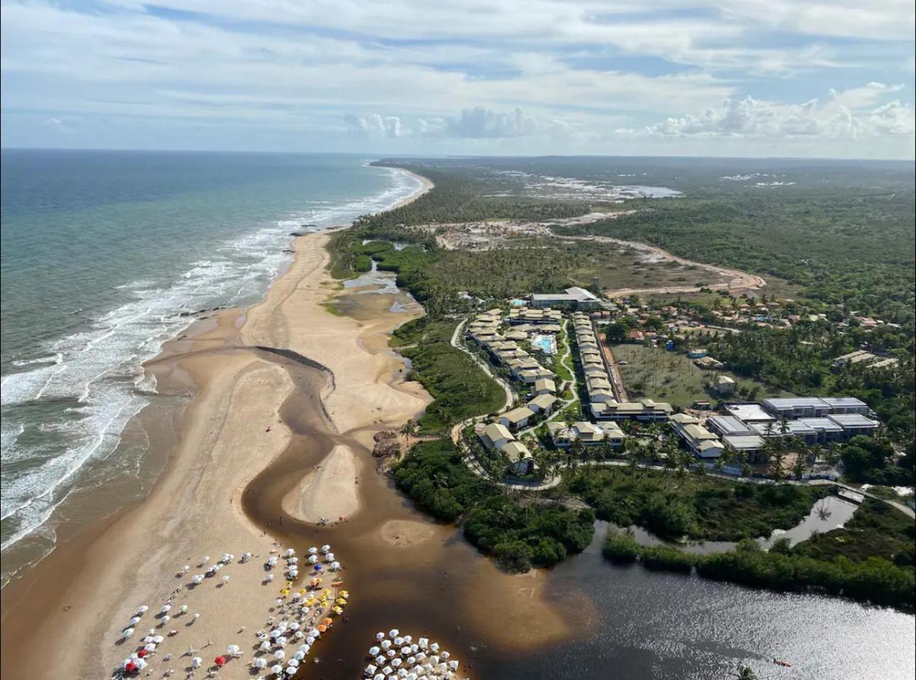 Apartamento Maravilhoso Garden Imbassai Pe Na Areia Bahia Litoral Exterior foto